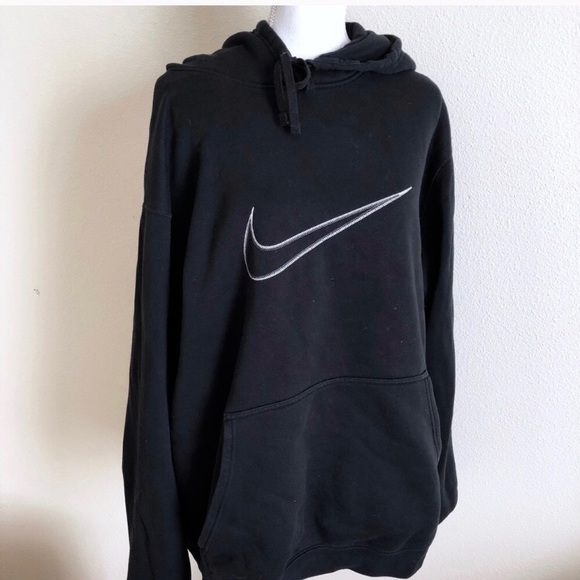 Nike Sweaters - Nike Sweatshirt